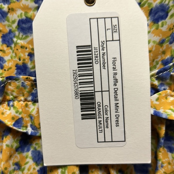 Free the roses dress​ - Picture 8 of 9